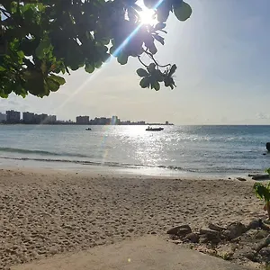 Sea Breezer Vacation Ocean Front En Condominio Playa Mar Apartment